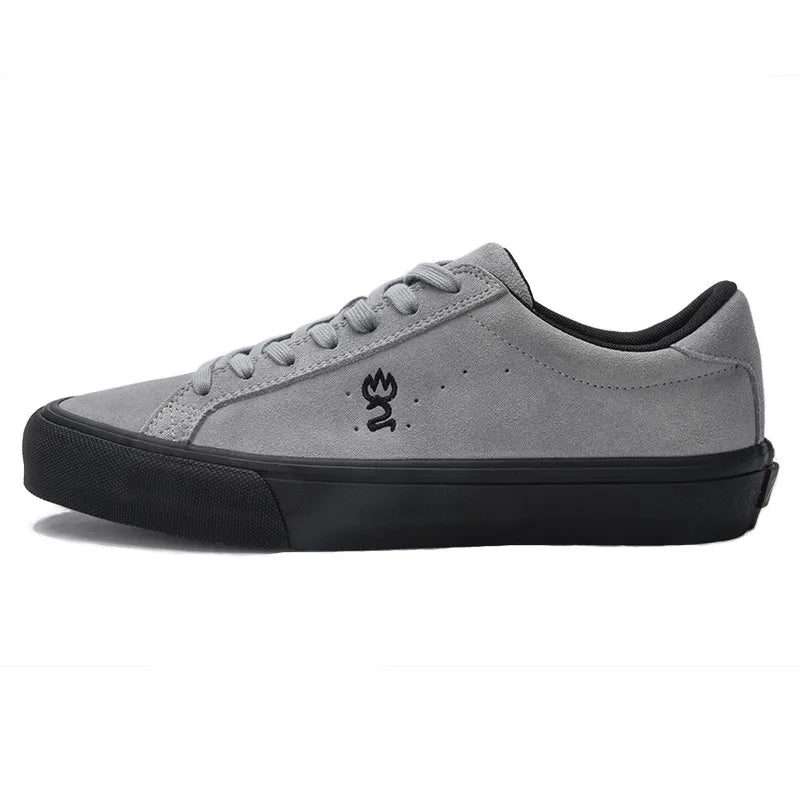 Goluck Designer Skate Shoes For Skateboarding Unisex Suede Leather Blue Trainers Rubber Sole Sport sneake Walking Casual Shoe
