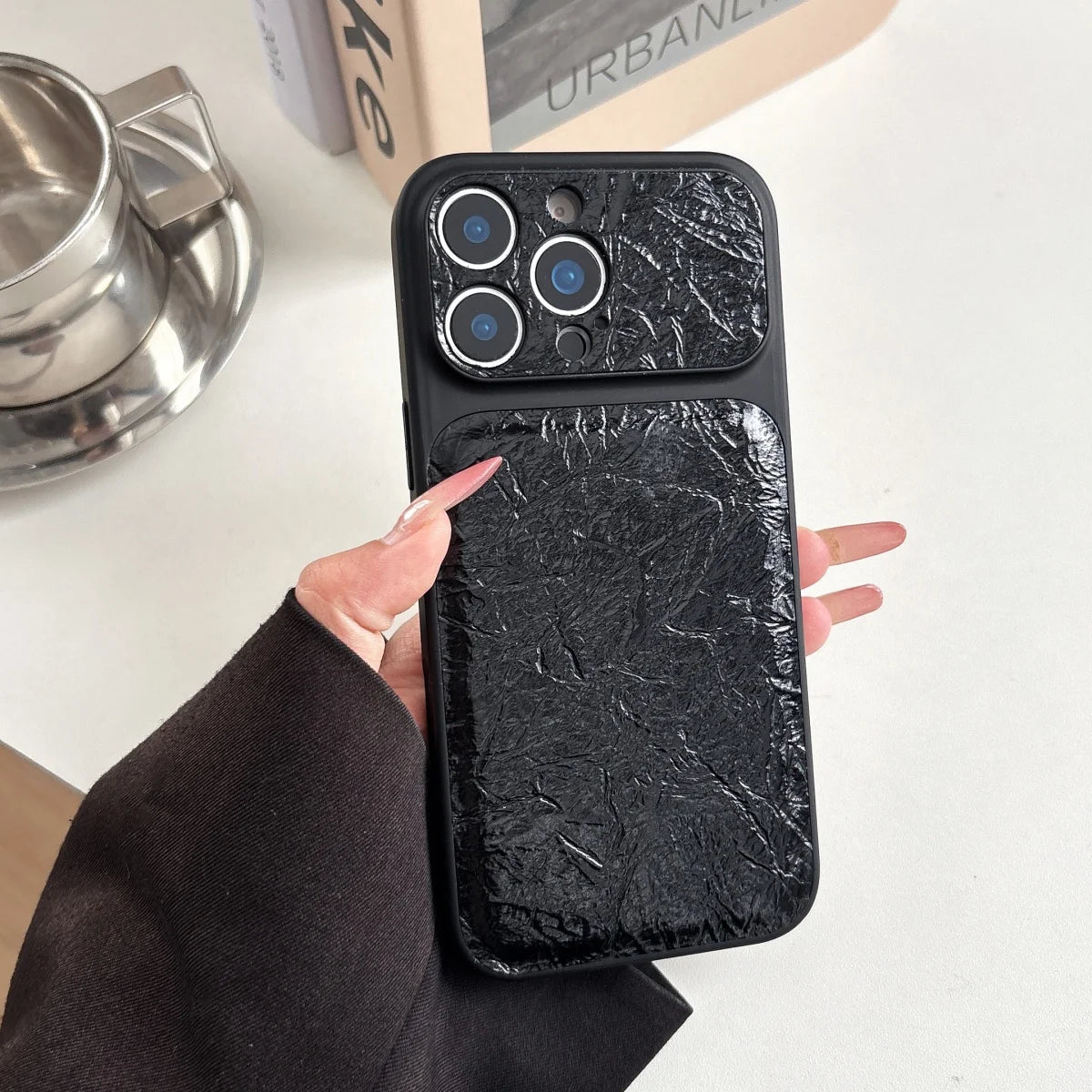 Luxury Retro Petal Flower Large Window Phone Case For iPhone 17 16 15 14 13 Pro Max Fashion 3D Wrinkle Texture Shockproof Cover