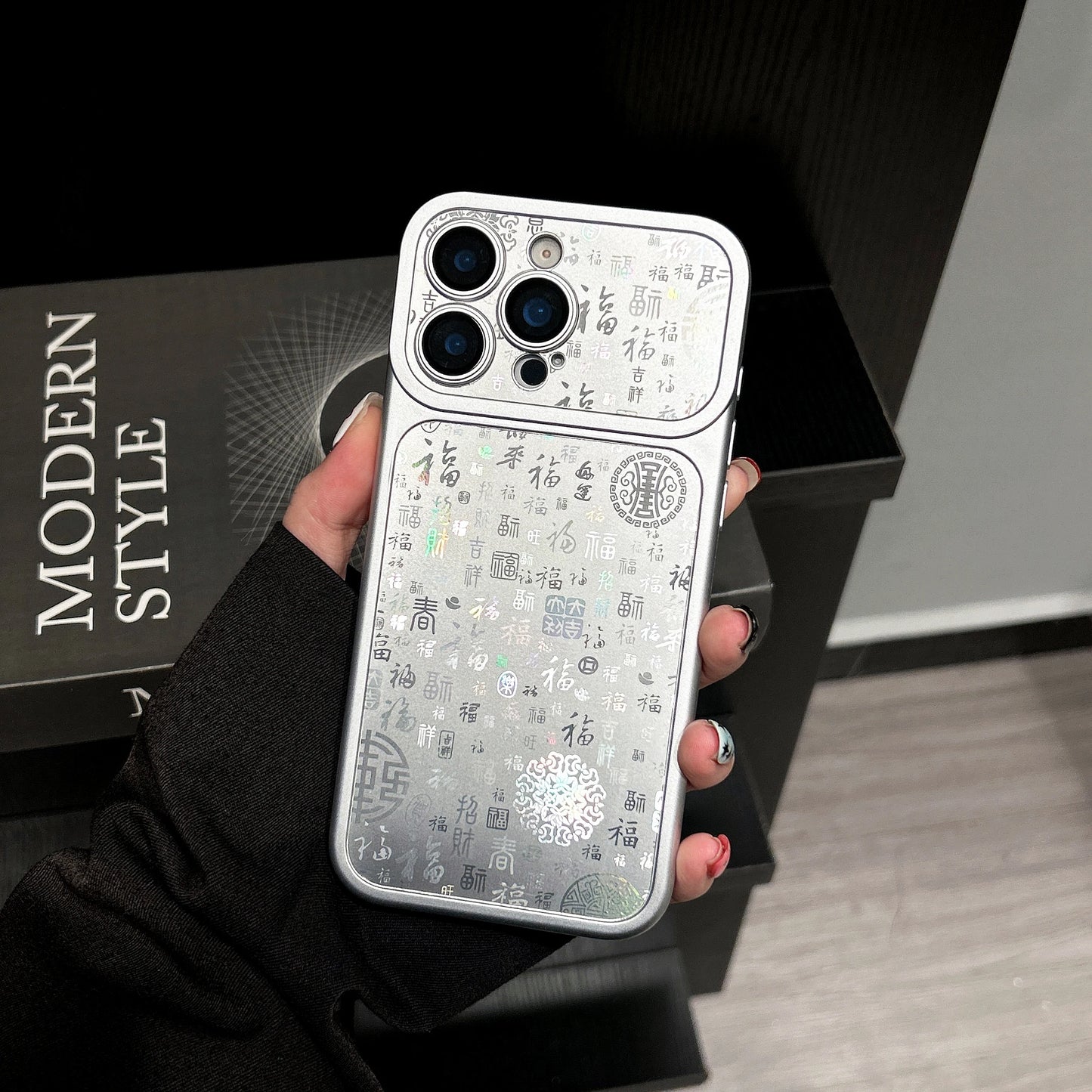 Large Window Lucky Character Phone Case for iPhone 17 16 15 14 13 Pro Max Glass Lens Protection Metallic Paint PC Matte Cover