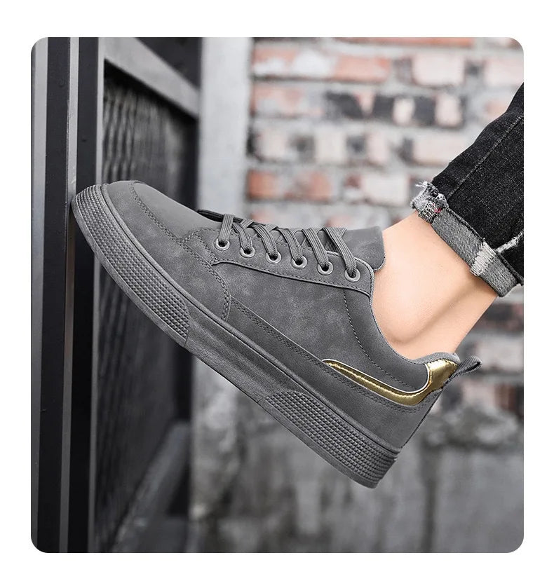 Men's casual sports shoes flat sole design low-top lace style soft soles comfortable and non-skid suitable for daily wear
