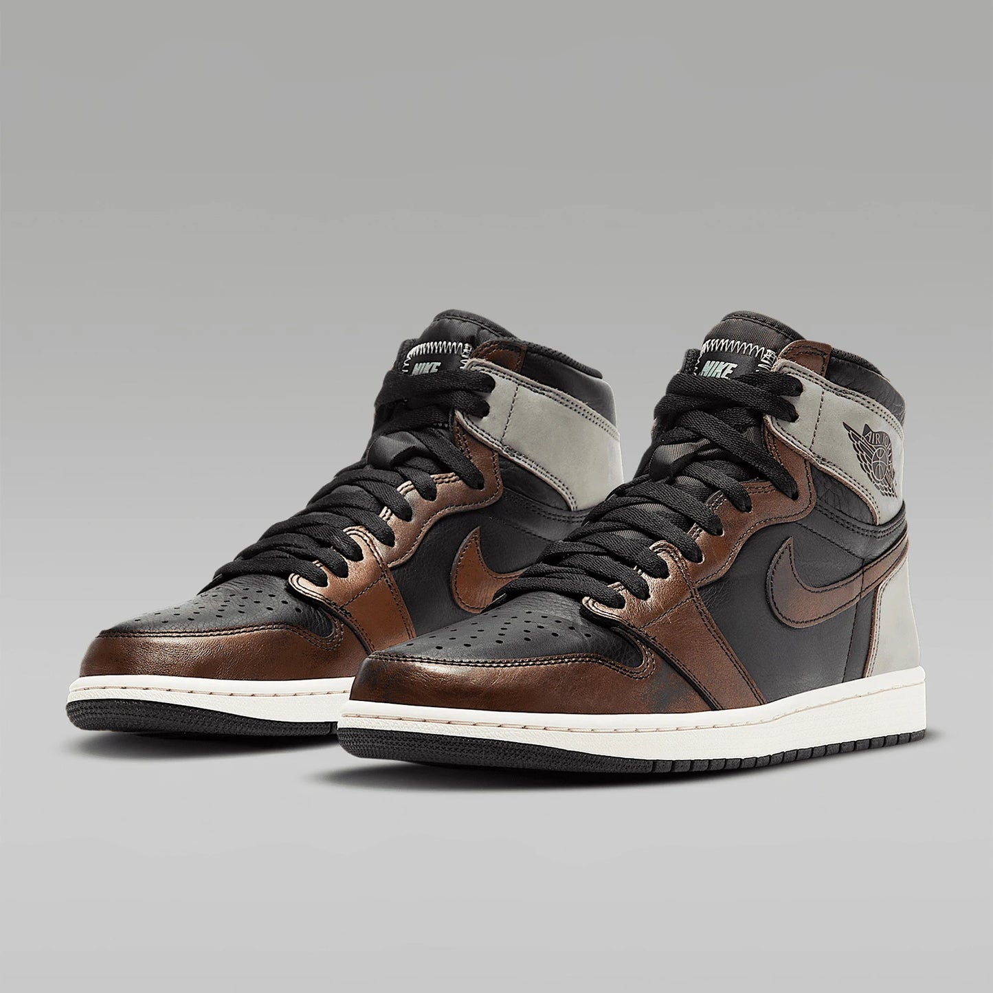 Nike Authentic AIR JORDAN 1 Men's High-Top Basketball Shoes 555088-033