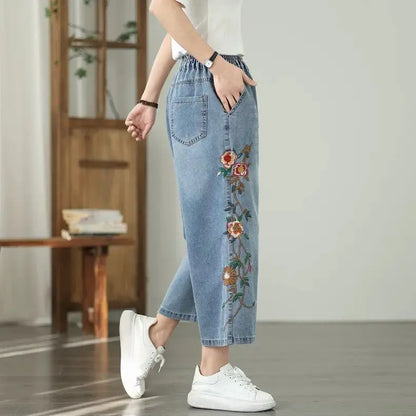 Artistic retro Heavy industry Embroidered Denim Wide leg Pants Spring Summer 2025 New Women's Loose waist Casual Nine Fen Jeans