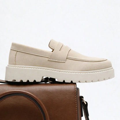 New Designer Casual Shoes Men's Slip On Loafers Preppy Comfortable Business Commute Outdoor Men Sneakers Suede Leather Shoes