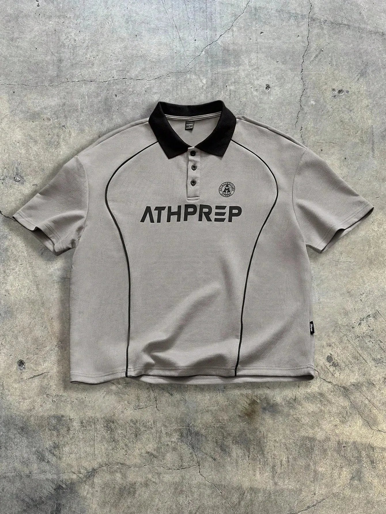 The new men's short-sleeved POLO shirt for summer 2025 is casual fashionable and soft with 3D letter pattern printing