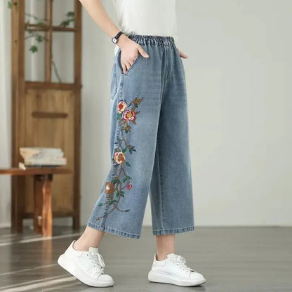 Artistic retro Heavy industry Embroidered Denim Wide leg Pants Spring Summer 2025 New Women's Loose waist Casual Nine Fen Jeans