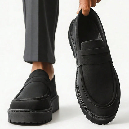New Designer Casual Shoes Men's Slip On Loafers Preppy Comfortable Business Commute Outdoor Men Sneakers Suede Leather Shoes