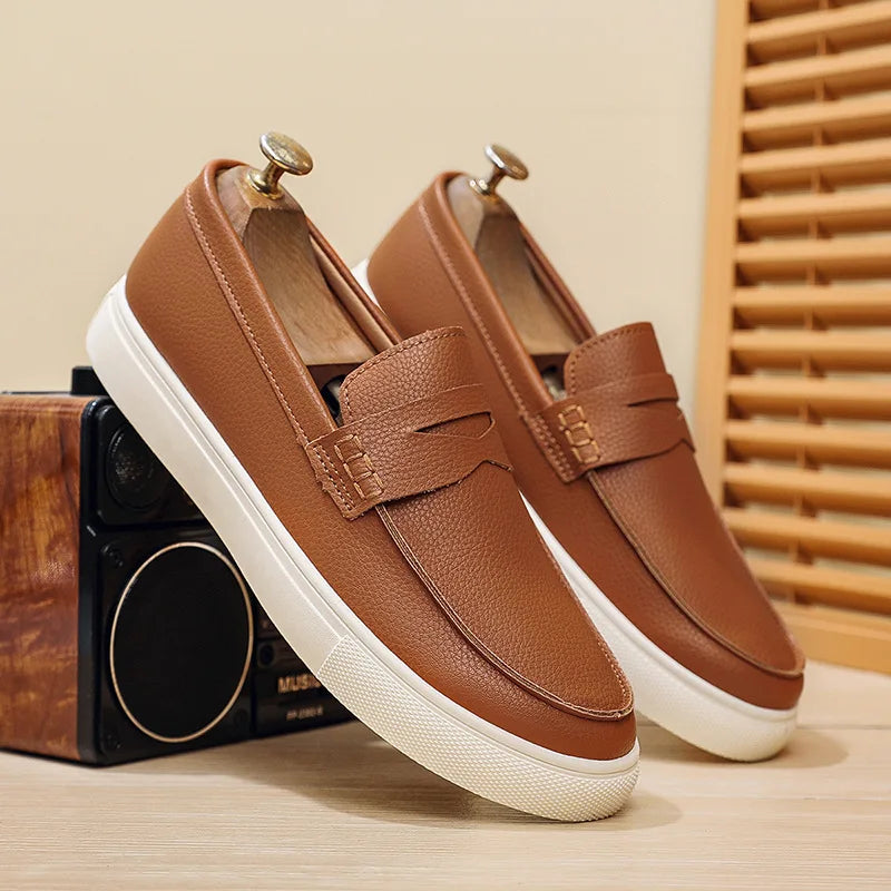 Casual Slip-On Men's Bean Oes Spring 2026 New Sle Comfortable Leather Sneakers Breathable Round Toe Flat Heel PU Lined